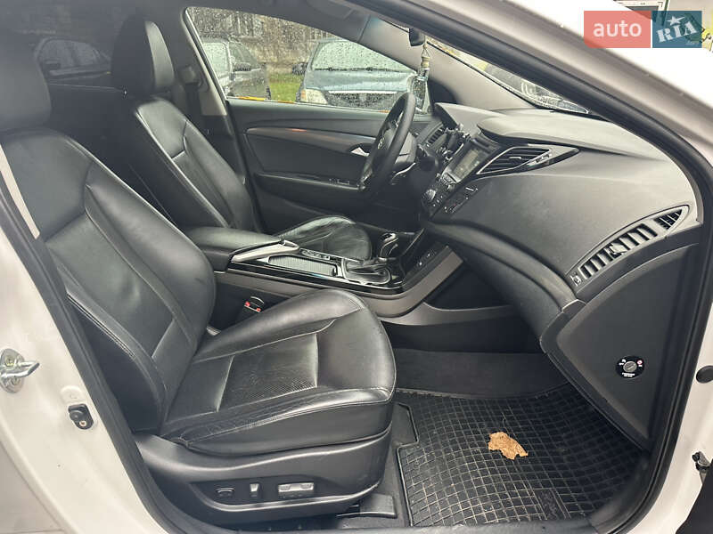 Универсал Hyundai i40 2015 в Киеве