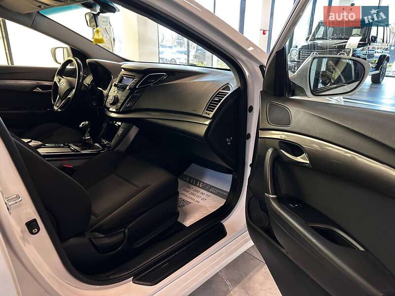 Универсал Hyundai i40 2014 в Львове фото 28 Универсал Hyundai i40 2014 в Львове