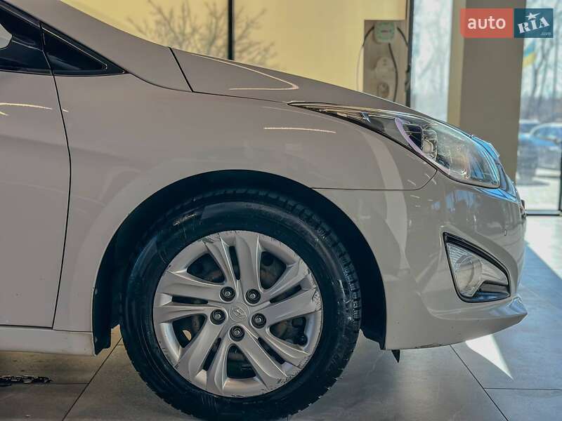 Универсал Hyundai i40 2014 в Львове фото 5 Универсал Hyundai i40 2014 в Львове