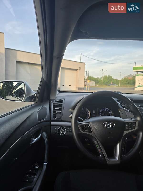 Універсал Hyundai i40 2011 в Івано-Франківську фото 6 Універсал Hyundai i40 2011 в Івано-Франківську