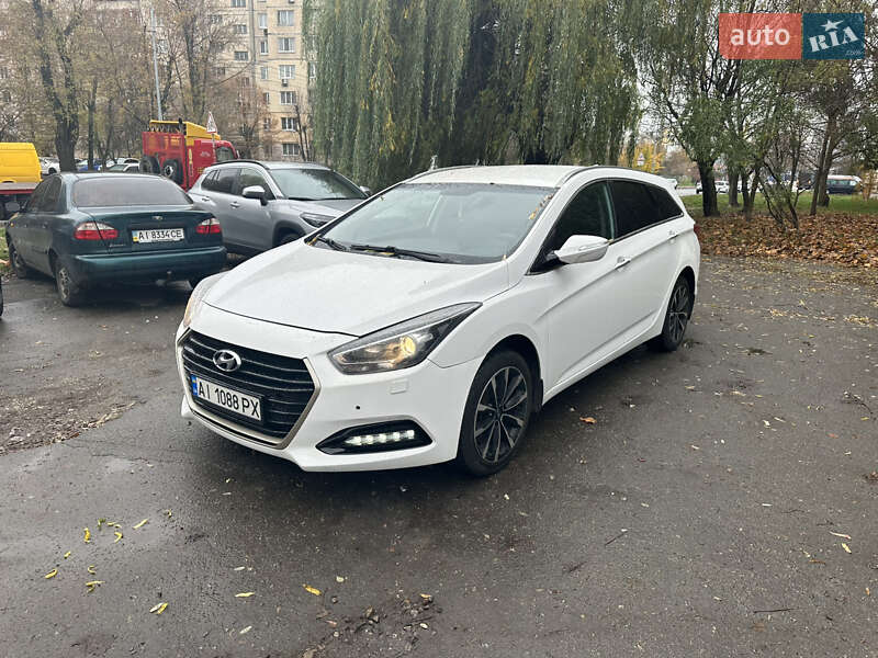 Универсал Hyundai i40 2015 в Киеве фото 21 Универсал Hyundai i40 2015 в Киеве