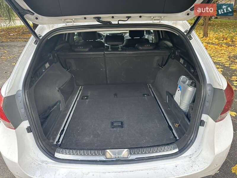 Универсал Hyundai i40 2015 в Киеве фото 41 Универсал Hyundai i40 2015 в Киеве