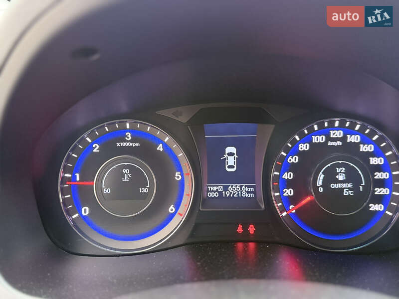 Универсал Hyundai i40 2013 в Луцке фото 16 Универсал Hyundai i40 2013 в Луцке