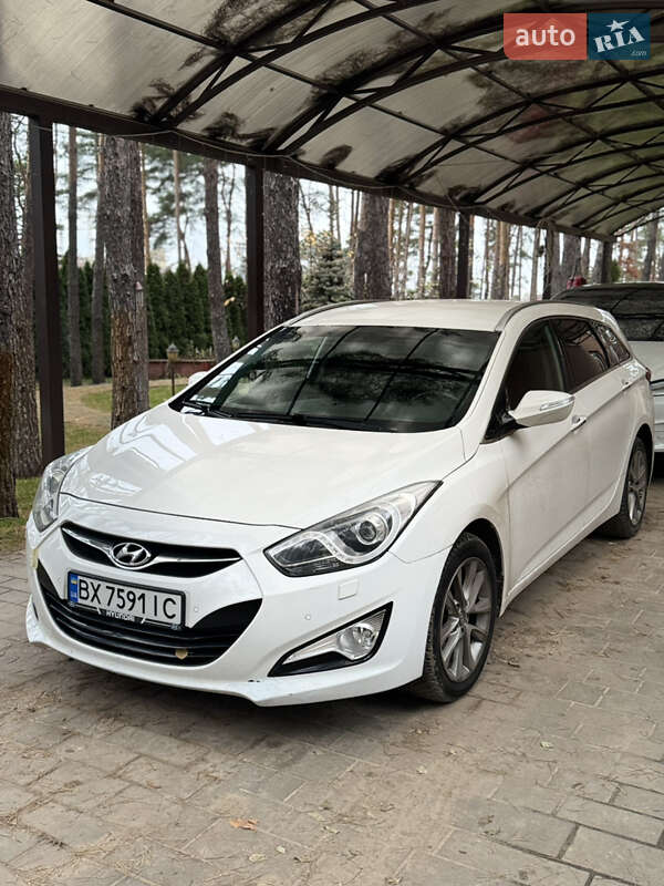 Универсал Hyundai i40 2014 в Киеве