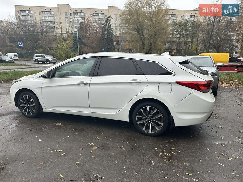 Универсал Hyundai i40 2015 в Киеве