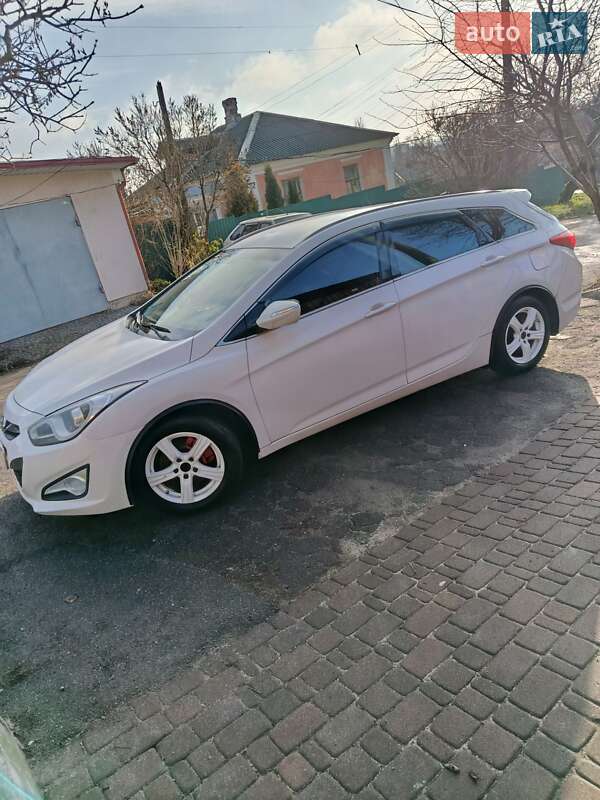 Универсал Hyundai i40 2011 в Василькове