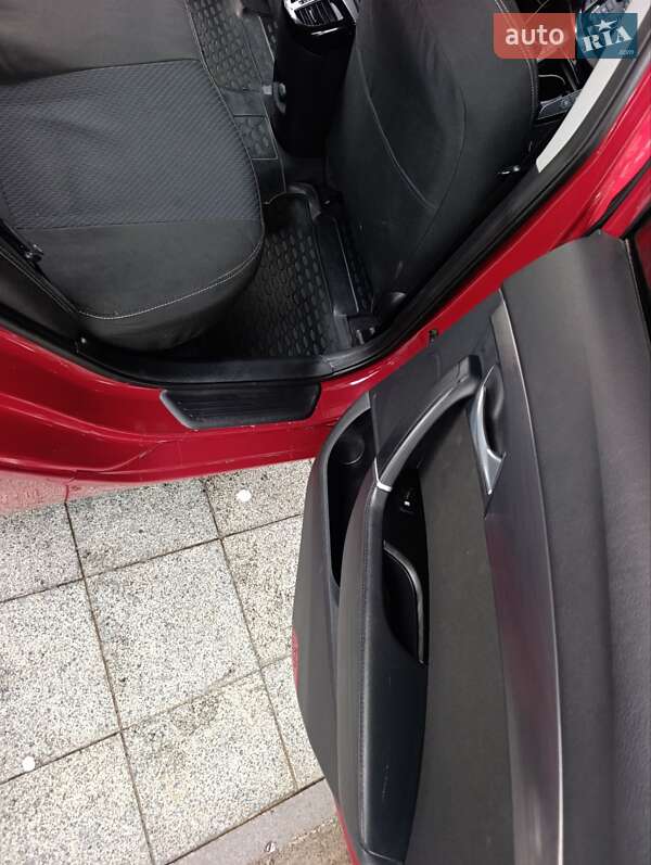 Универсал Hyundai i40 2015 в Житомире