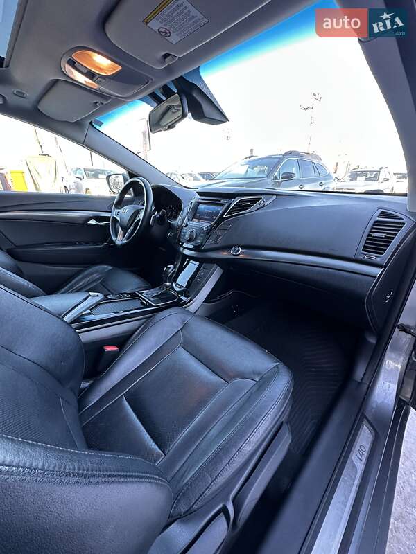 Универсал Hyundai i40 2011 в Белогородке