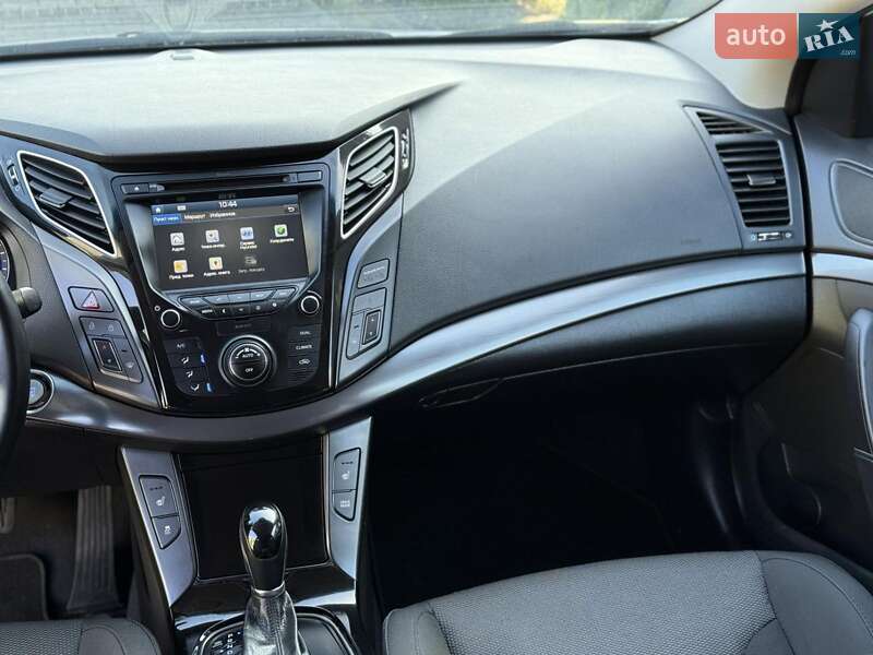 Универсал Hyundai i40 2016 в Дубно фото 45 Универсал Hyundai i40 2016 в Дубно