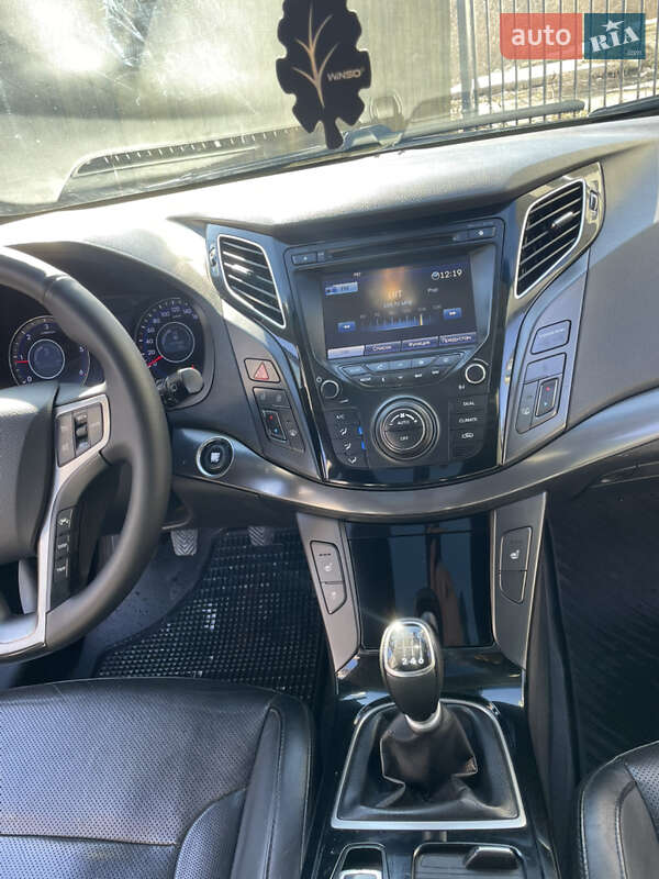 Универсал Hyundai i40 2011 в Ровно фото 19 Универсал Hyundai i40 2011 в Ровно