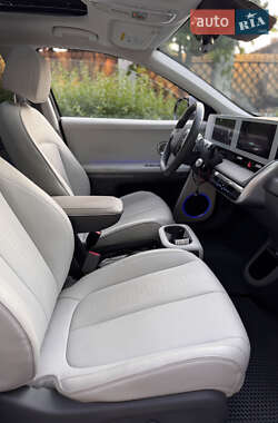 Внедорожник / Кроссовер Hyundai Ioniq 5 2022 в 