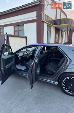 Позашляховик / Кросовер Hyundai Ioniq 5 2021 в 
