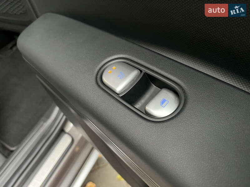 Внедорожник / Кроссовер Hyundai Ioniq 5 2022 в Тернополе фото 15 Внедорожник / Кроссовер Hyundai Ioniq 5 2022 в Тернополе