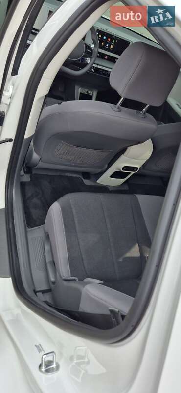 Внедорожник / Кроссовер Hyundai Ioniq 5 2021 в Львове фото 30 Внедорожник / Кроссовер Hyundai Ioniq 5 2021 в Львове