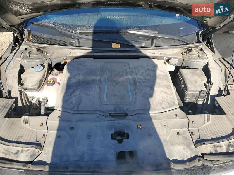 Внедорожник / Кроссовер Hyundai Ioniq 5 2022 в Кропивницком фото 11 Внедорожник / Кроссовер Hyundai Ioniq 5 2022 в Кропивницком