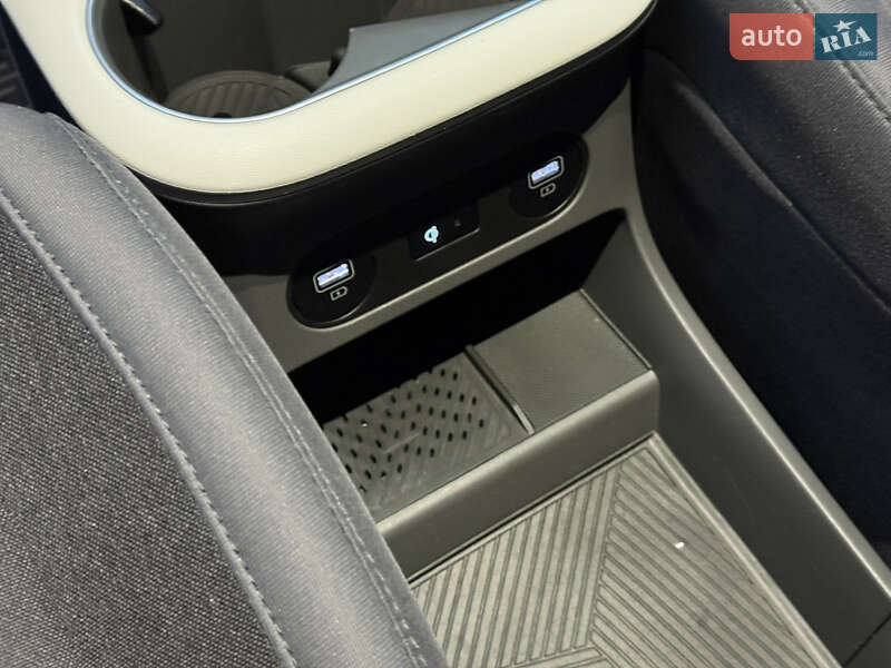 Внедорожник / Кроссовер Hyundai Ioniq 5 2024 в Тернополе фото 43 Внедорожник / Кроссовер Hyundai Ioniq 5 2024 в Тернополе