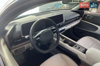 Фастбэк Hyundai Ioniq 6 2023 в 