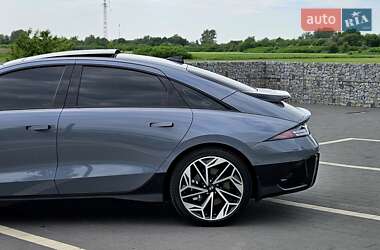 Фастбэк Hyundai Ioniq 6 2023 в 