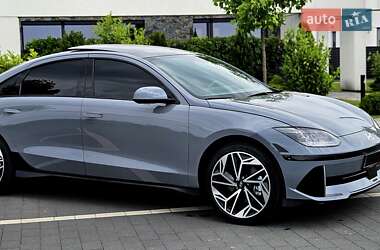 Фастбэк Hyundai Ioniq 6 2023 в 