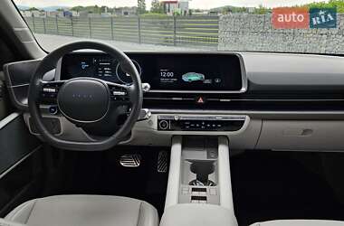 Фастбэк Hyundai Ioniq 6 2023 в 