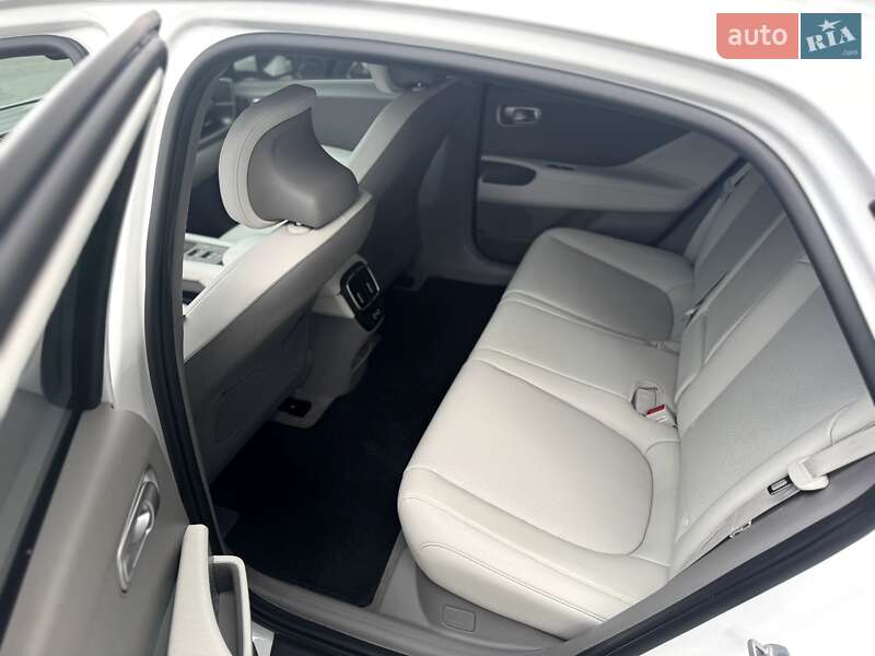 Фастбэк Hyundai Ioniq 6 2023 в Ивано-Франковске