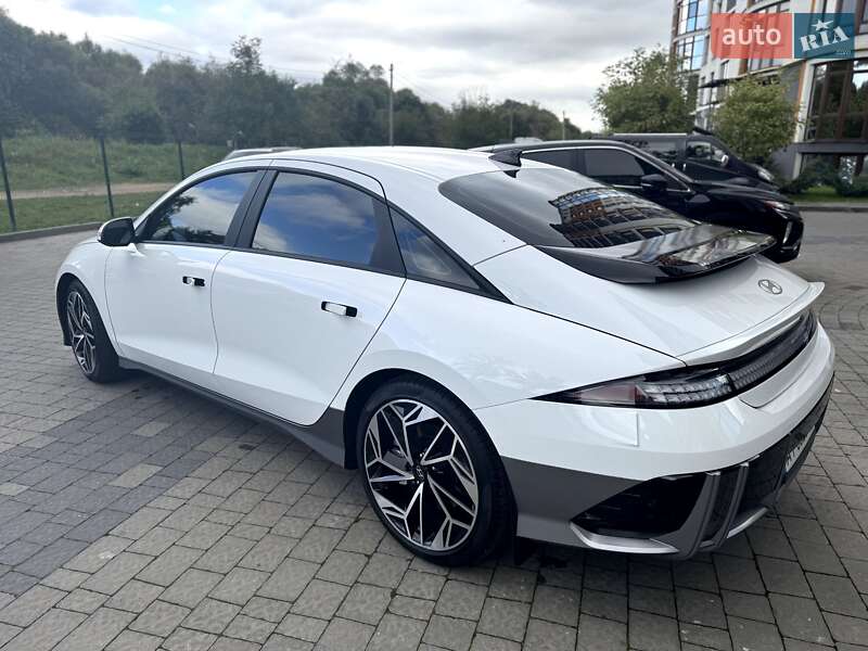 Фастбэк Hyundai Ioniq 6 2023 в Ивано-Франковске