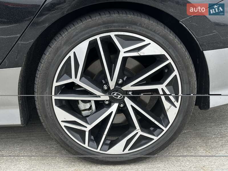 Фастбэк Hyundai Ioniq 6 2023 в Киеве фото 9 Фастбэк Hyundai Ioniq 6 2023 в Киеве