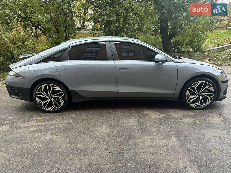 Фастбэк Hyundai Ioniq 6 2023 в Кропивницком фото 13 Фастбэк Hyundai Ioniq 6 2023 в Кропивницком