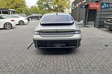 Фастбэк Hyundai Ioniq 6 2023 в 