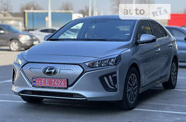 Лифтбек Hyundai Ioniq Electric 2019 в Киеве