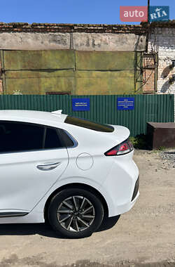 Лифтбек Hyundai Ioniq Electric 2020 в Виннице