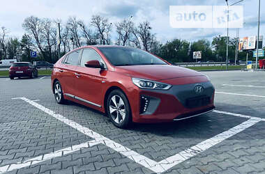 Лифтбек Hyundai Ioniq Electric 2017 в Василькове