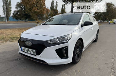 Ліфтбек Hyundai Ioniq Electric 2017 в Харкові