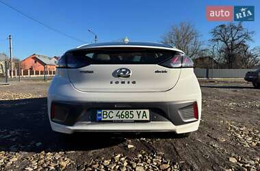 Лифтбек Hyundai Ioniq Electric 2021 в Самборе