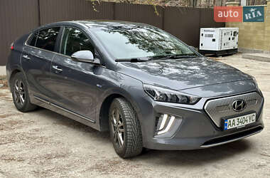 Лифтбек Hyundai Ioniq Electric 2020 в Киеве