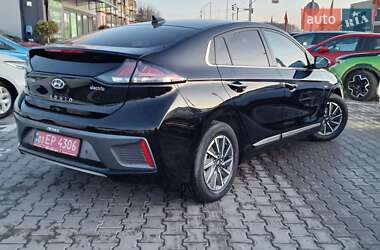 Ліфтбек Hyundai Ioniq Electric 2019 в 