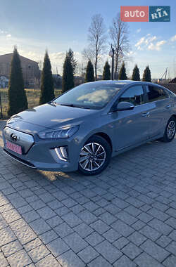 Ліфтбек Hyundai Ioniq Electric 2019 в Львові