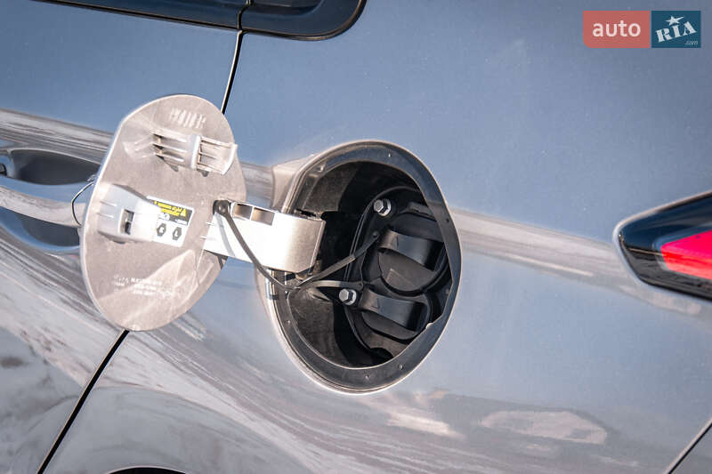Лифтбек Hyundai Ioniq Electric 2021 в Житомире