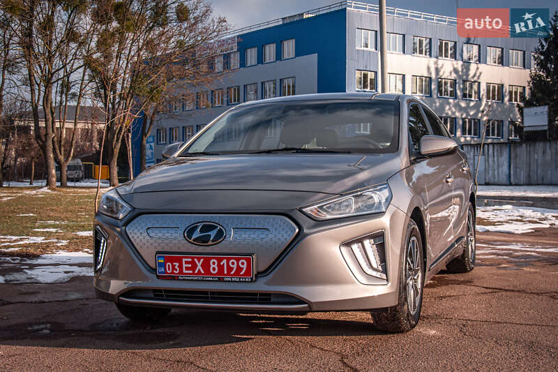Лифтбек Hyundai Ioniq Electric 2021 в Житомире