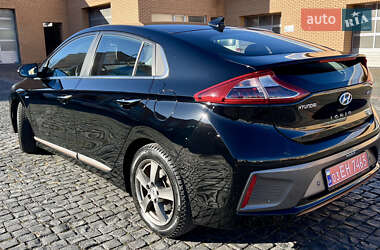 Ліфтбек Hyundai Ioniq Electric 2017 в 
