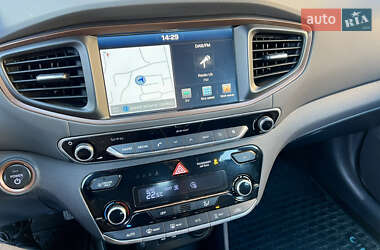 Ліфтбек Hyundai Ioniq Electric 2017 в 
