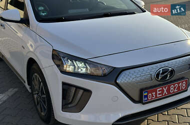 Лифтбек Hyundai Ioniq Electric 2019 в 