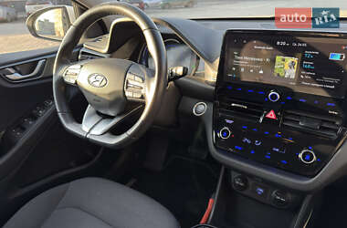 Лифтбек Hyundai Ioniq Electric 2019 в 