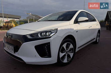 Лифтбек Hyundai Ioniq Electric 2018 в Сарнах