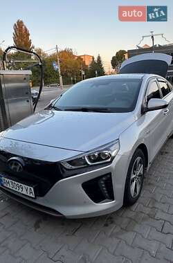 Лифтбек Hyundai Ioniq Electric 2018 в Житомире