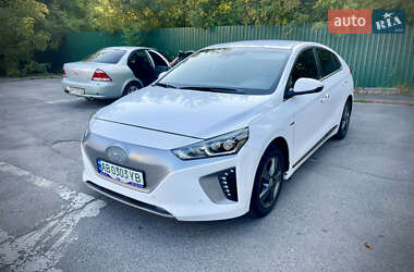 Лифтбек Hyundai Ioniq Electric 2018 в Виннице
