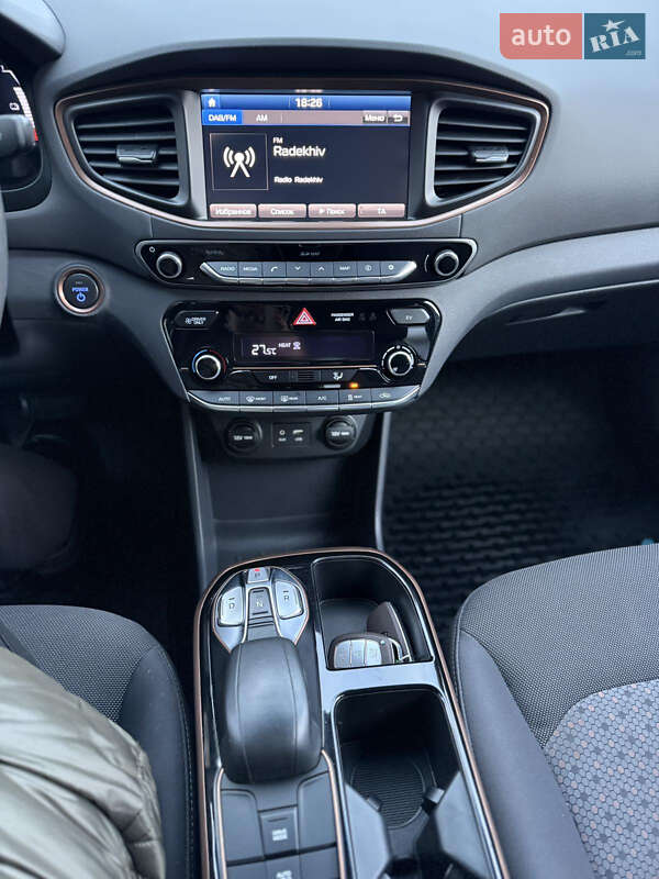 Лифтбек Hyundai Ioniq Electric 2018 в Радехове