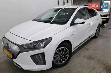 Лифтбек Hyundai Ioniq Electric 2020 в Кропивницком