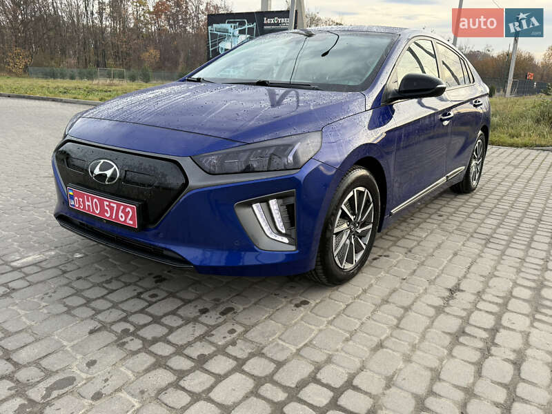 Ліфтбек Hyundai Ioniq Electric 2020 в Львові