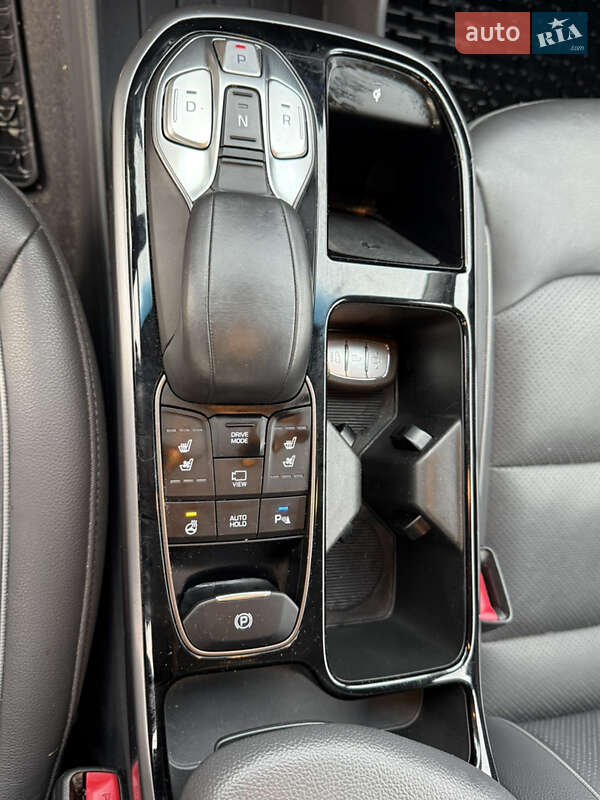 Ліфтбек Hyundai Ioniq Electric 2020 в Львові